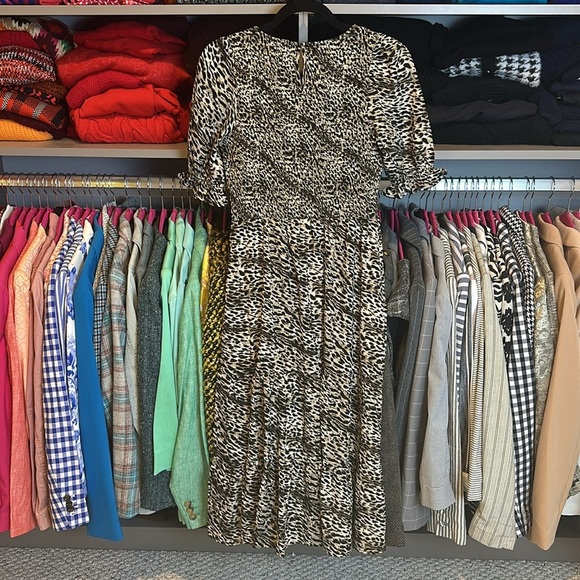 Melloday brown/tan/black leopard print short sleeve smocked midi dress size S - Picture 3 of 3